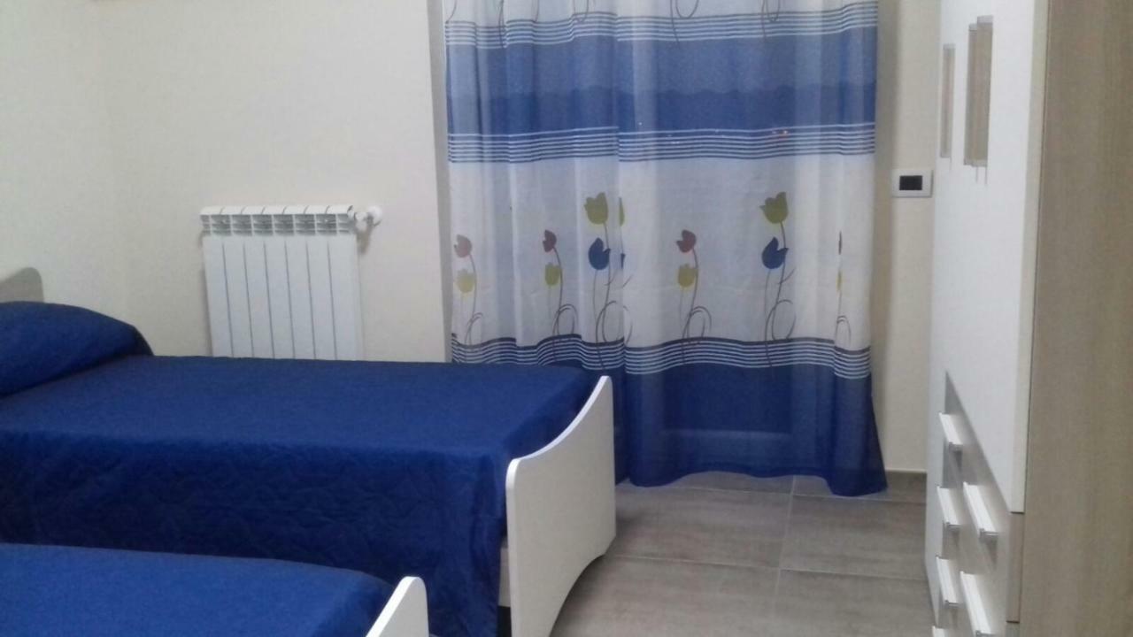 Apartamento Palazzo Del Mare Nápoles Exterior foto