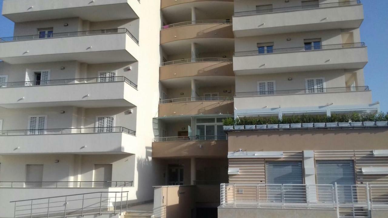 Apartamento Palazzo Del Mare Nápoles Exterior foto
